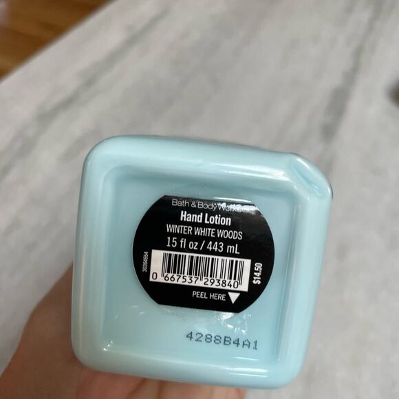 RARE Bath & Body Works Winter White Woods Lotion 15 oz Discontinued Scent HTF - Picture 5 of 7